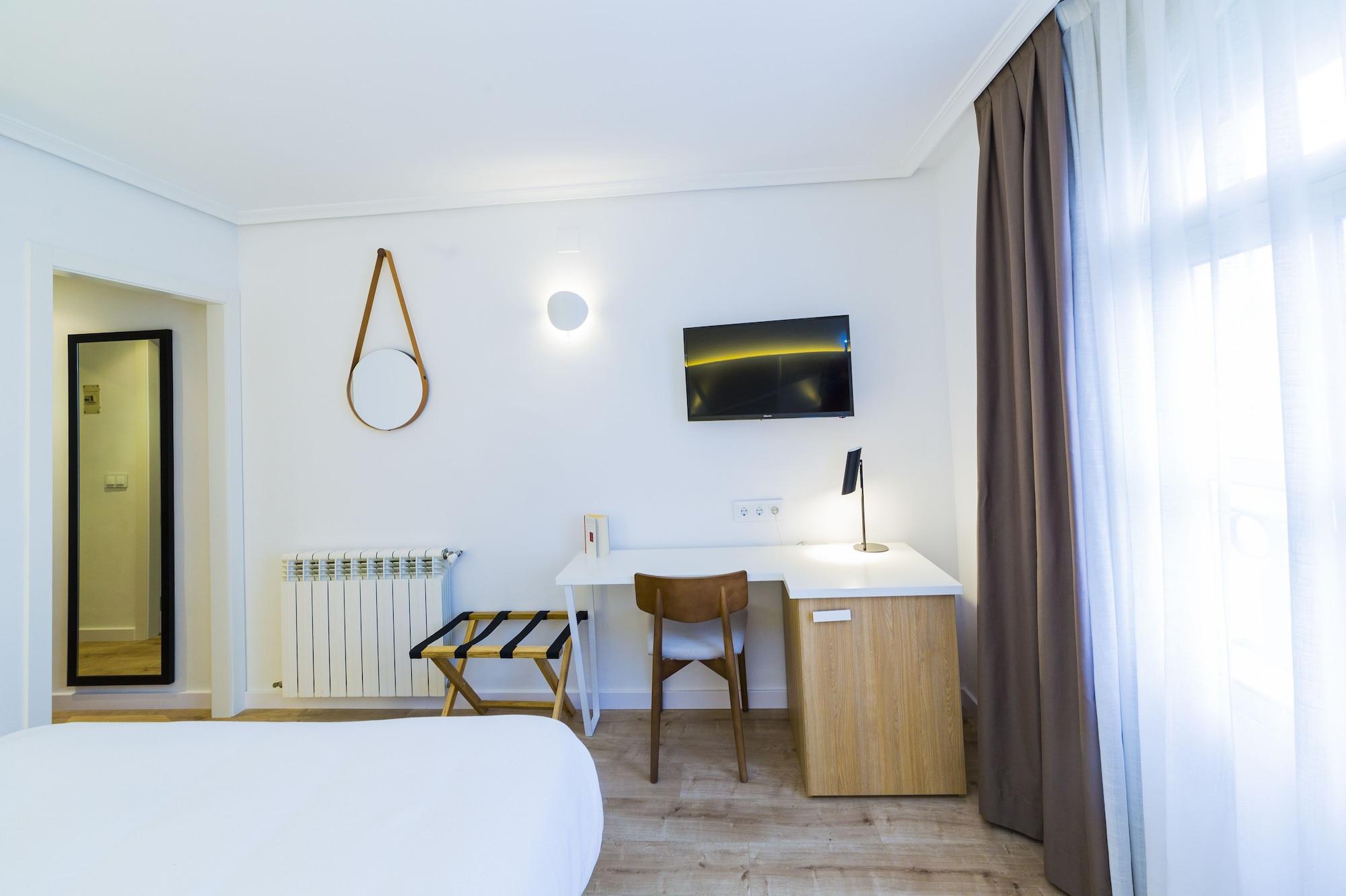 Hospedium Hotel Canitas Maite Gastronomico 카사스 이바녜스 외부 사진