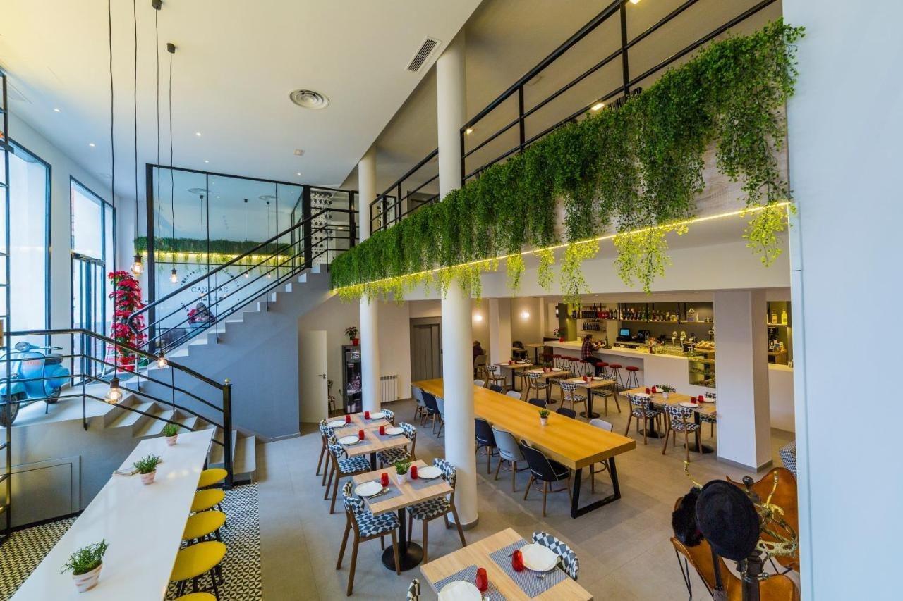 Hospedium Hotel Canitas Maite Gastronomico 카사스 이바녜스 외부 사진