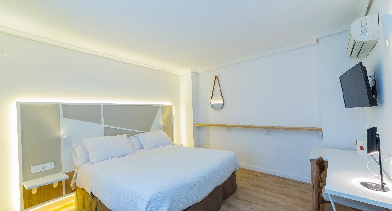 Hospedium Hotel Canitas Maite Gastronomico 카사스 이바녜스 외부 사진